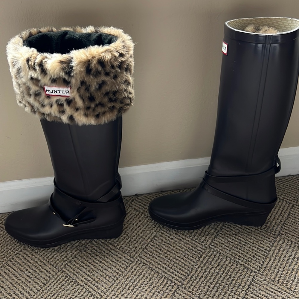 HUNTER BOOTS